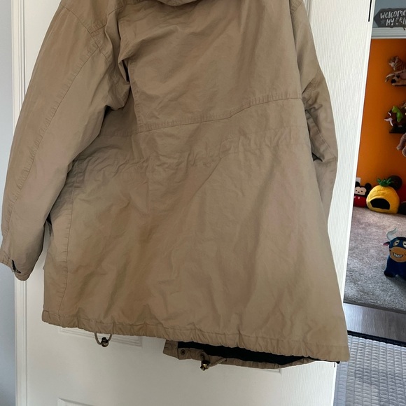 Good down coat.  Old and worn but in good shape - Picture 2 of 8